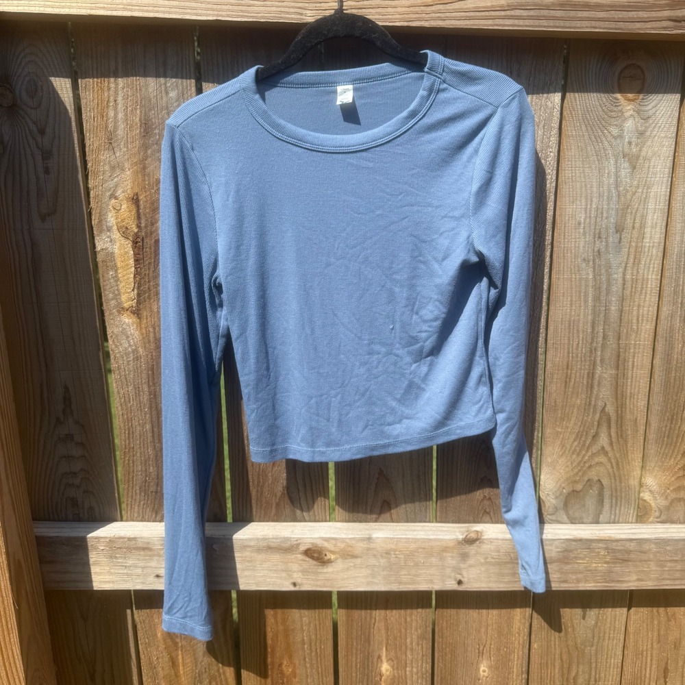 Old Navy Active Ultralite Go-Dry Ribbed Long Sleeve Crop Top Blue Medium